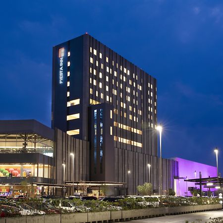 Fiesta Inn Parque プエブラ エクステリア 写真