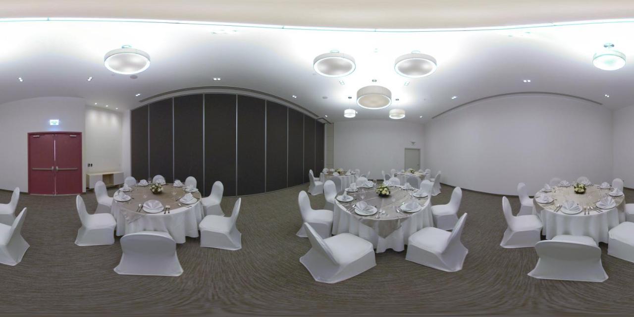 Fiesta Inn Parque プエブラ エクステリア 写真