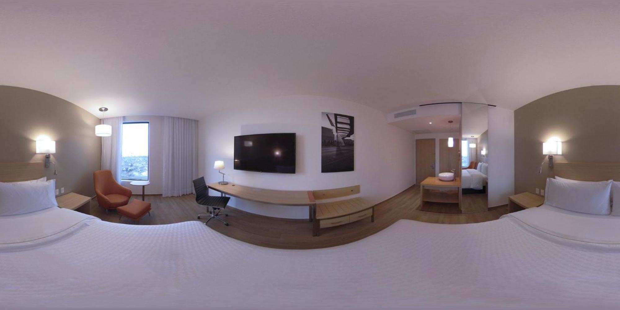 Fiesta Inn Parque プエブラ エクステリア 写真